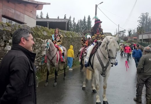 O delegado territorial da Xunta na Coruña participou na visita dos Correos e Xenerais do Ulla á parroquia de Sergude, unha das manifestacións máis tradicionais do entroido galego